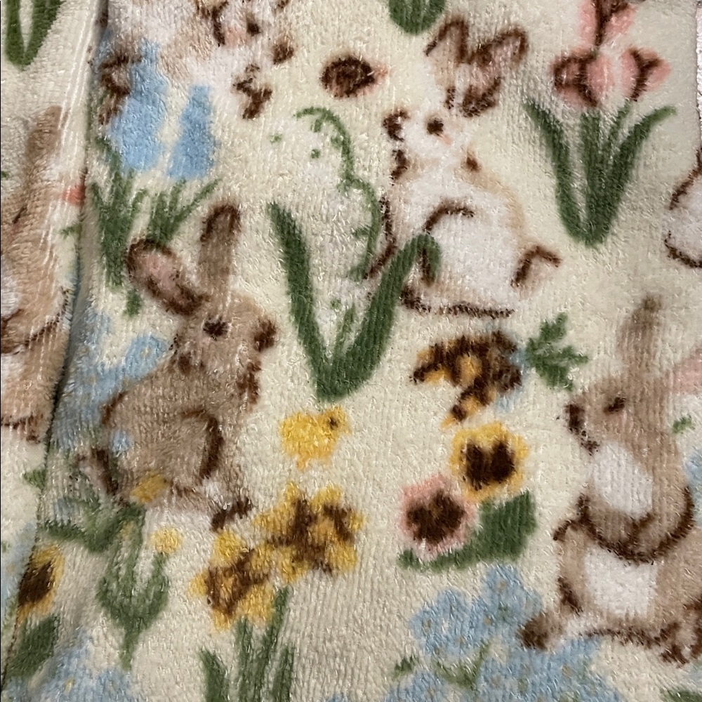 Floral Bunny Print Hand Towel with Lace Trim - Picture 3 of 5